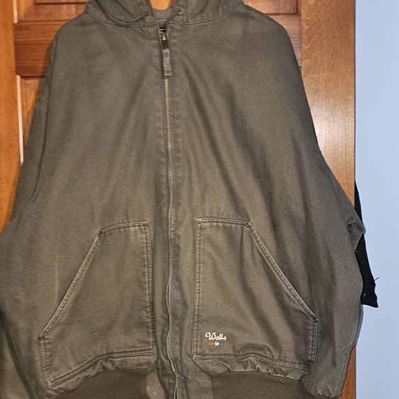 Walls Blizzard Pruf Ultra Jacket in Dark Olive - Picture 1 of 9